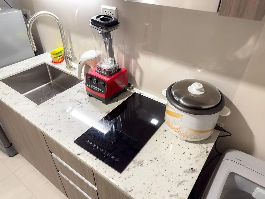 A2J Luxury 1Br Suite Near Venice Mall Bgc Taguig Manila Apartment