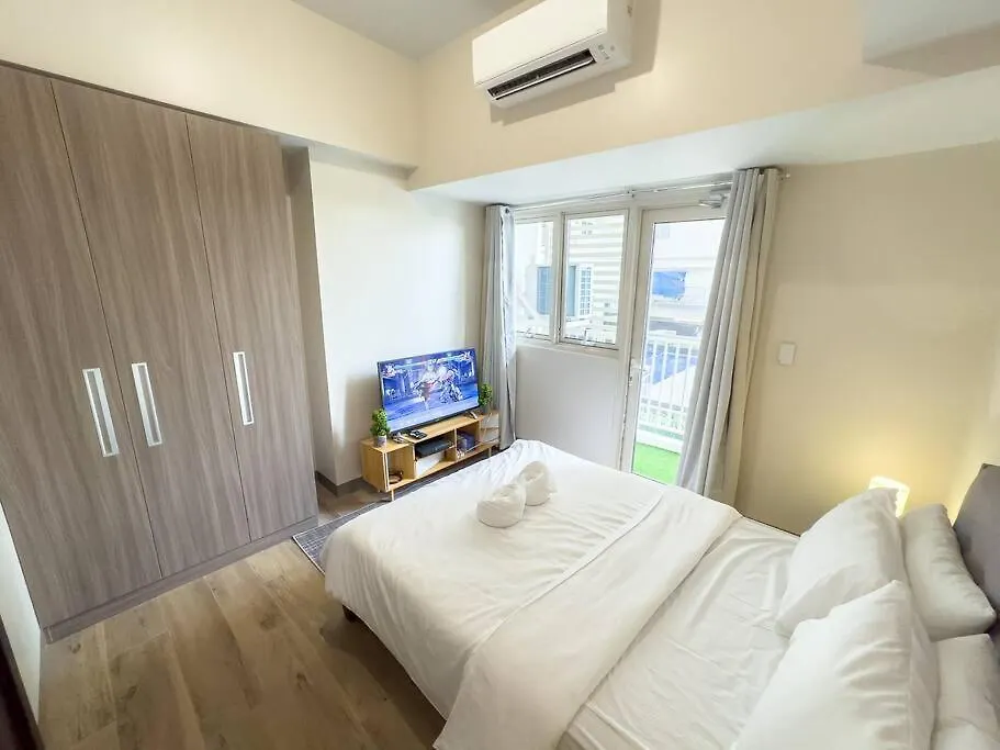 A2J Luxury 1Br Suite Near Venice Mall Bgc Taguig Manila