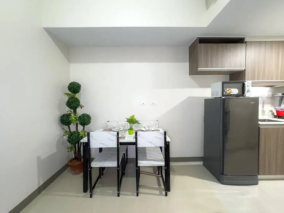 Apartment A2J Luxury 1Br Suite Near Venice Mall Bgc Taguig Manila Philippines